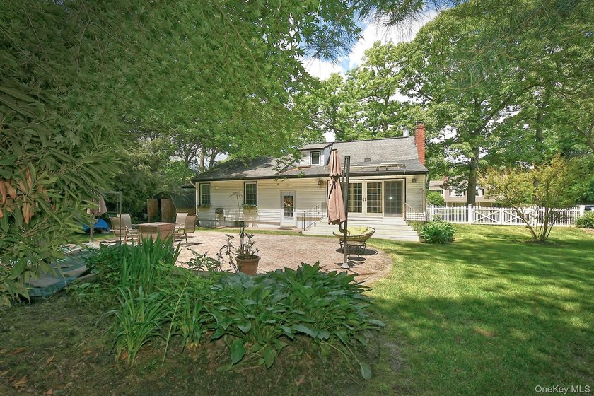 Welcome to 18 Homeland Drive. This home is located in the - photo 25