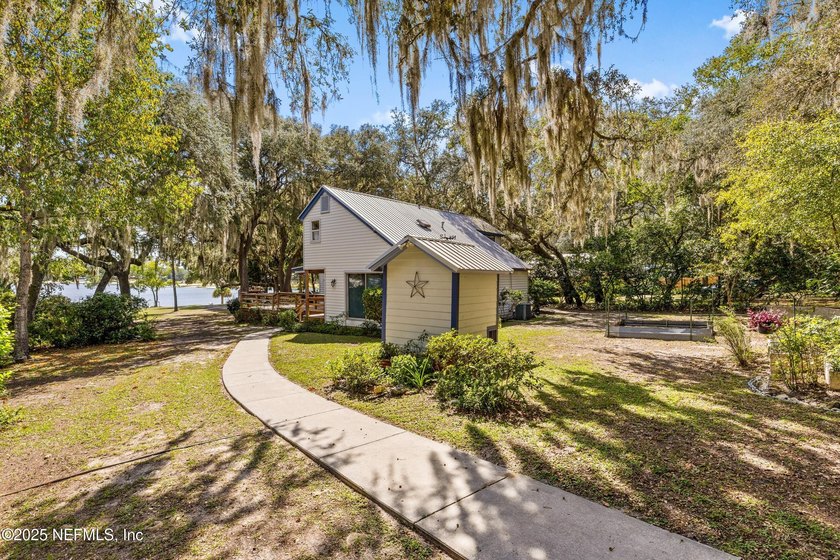 This immaculate and well loved lake home with additional cottage - photo 42
