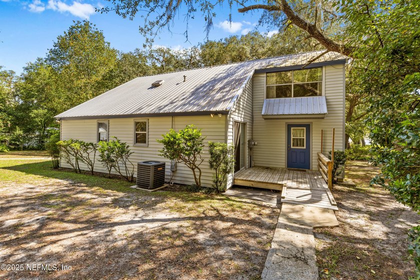 This immaculate and well loved lake home with additional cottage - photo 44