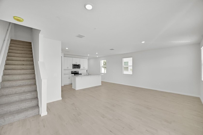 BRAND NEW Sandpiper Model! Move in today and enjoy quick closing - photo 10