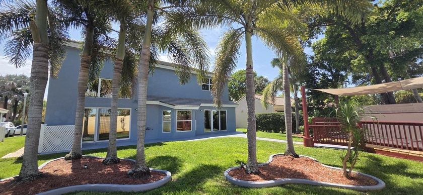 Over 3,000 Sq. Foot home in Riverglen of Coquina Lakes is 5 - photo 26