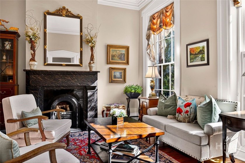 Built in 1868 for John Hernandez, this distinguished Savannah - photo 3