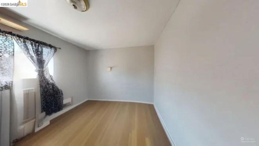 Six-Unit East Oakland Value-Add at a 7% Cap. 2529 E 27th St - photo 5