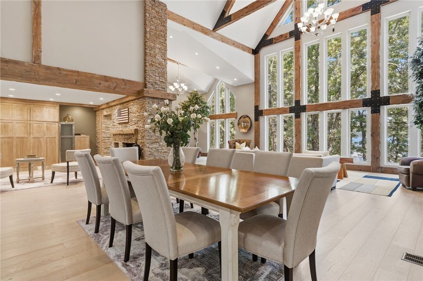 Remarkable Beaver Lake living in this custom built lake home - photo 15