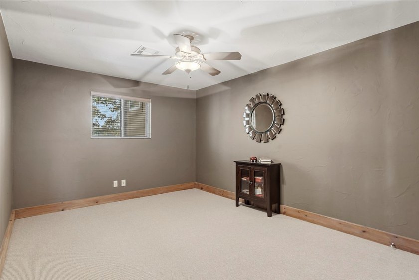 Remarkable Beaver Lake living in this custom built lake home - photo 42
