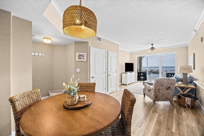 Waterfront condo living in the heart of Stuart's marina district - photo 8