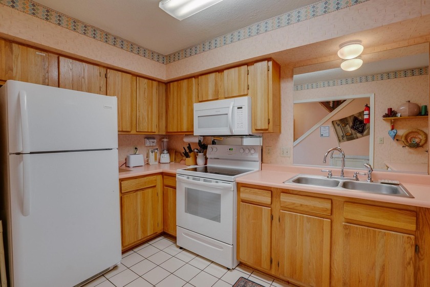 Price improvement!!! This two bedroom, two and a half bath, two - photo 11