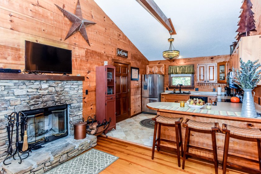 Nestled in Laurel Valley. This one-bedroom home offers a bonus - photo 8