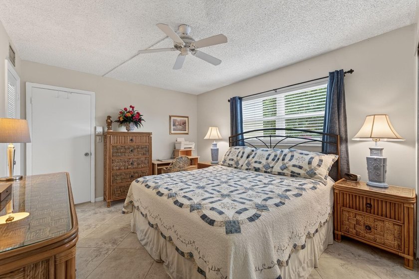 55+ TURN-KEY Tranquil Canal Views and Sunset Skies. Immaculate - photo 14