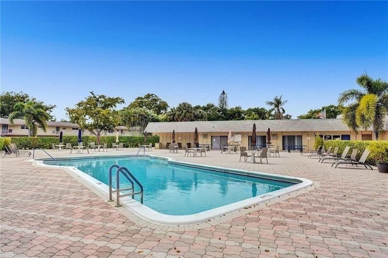 55+ TURN-KEY Tranquil Canal Views and Sunset Skies. Immaculate - photo 21