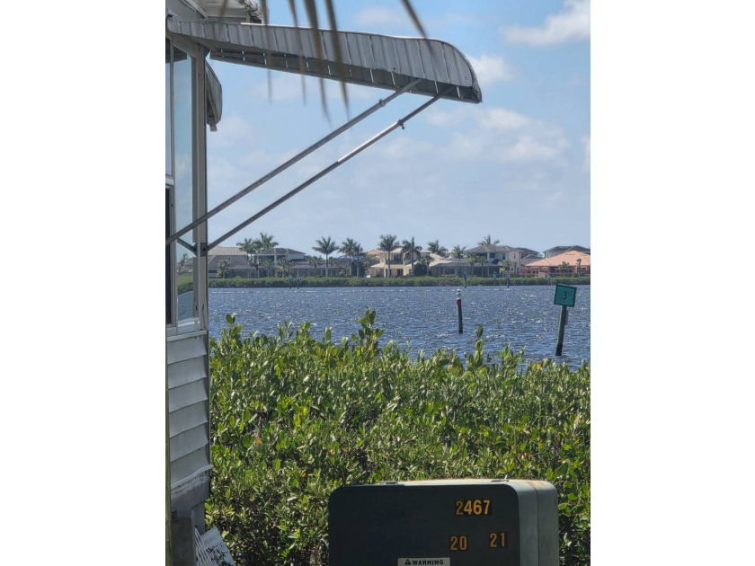 Unbeatable Value: Direct Waterfront Living on the Manatee River! - photo 8