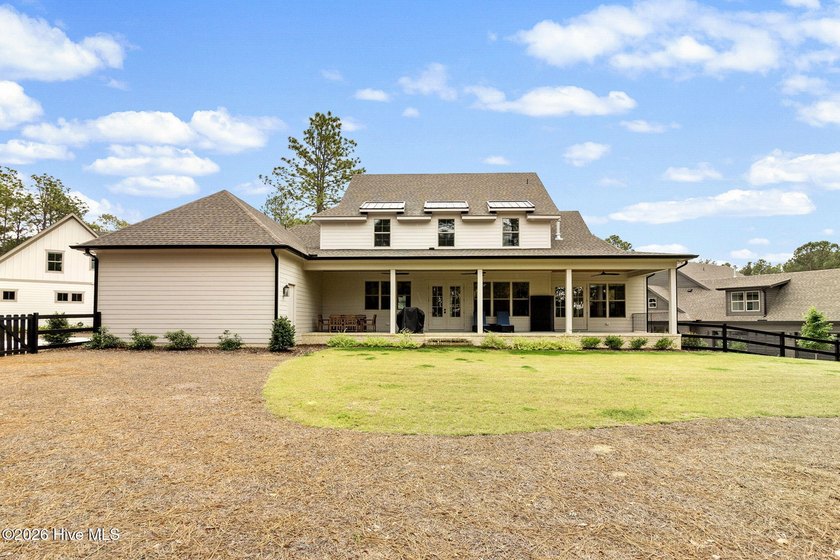 Located just a short stroll from Lake Pinehurst, this - photo 20