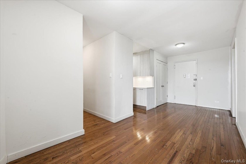 Huge Price Drop! Welcome to an oasis in the heart of downtown - photo 22
