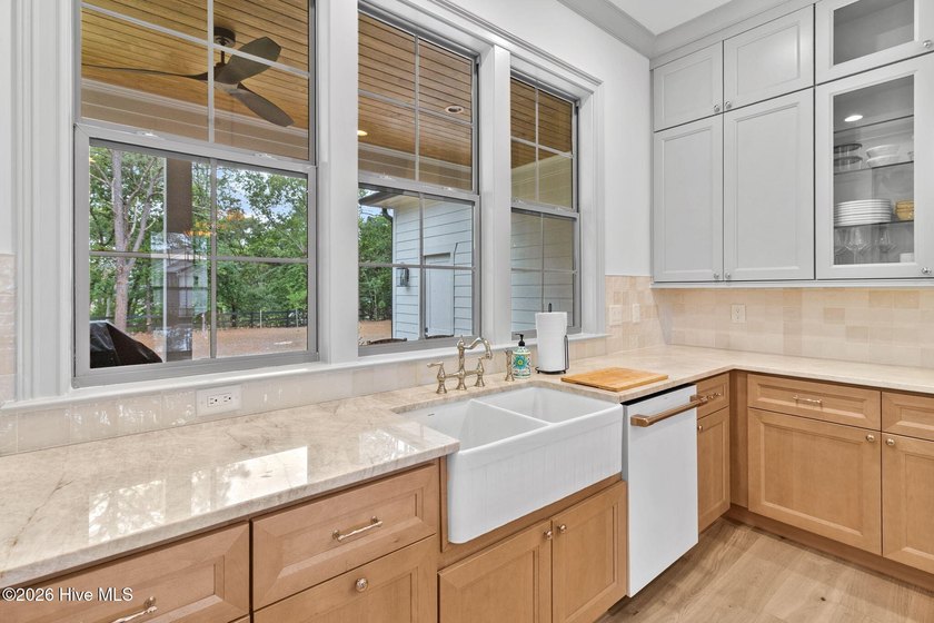 Located just a short stroll from Lake Pinehurst, this - photo 24