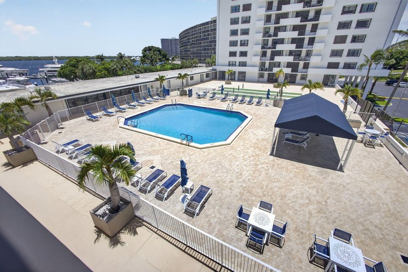The largest and most coveted condo floorplan in Old Port Cove! - photo 33