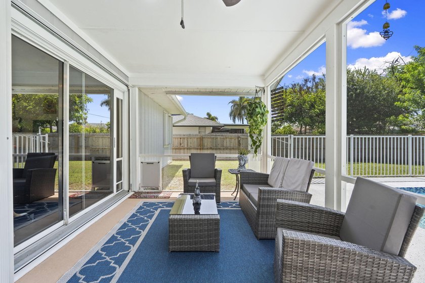 Beautifully maintained home in Port St. Lucie. Major updates - photo 11