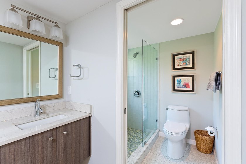 Welcome to this charming two-bedroom, two-bathroom condominium - photo 15