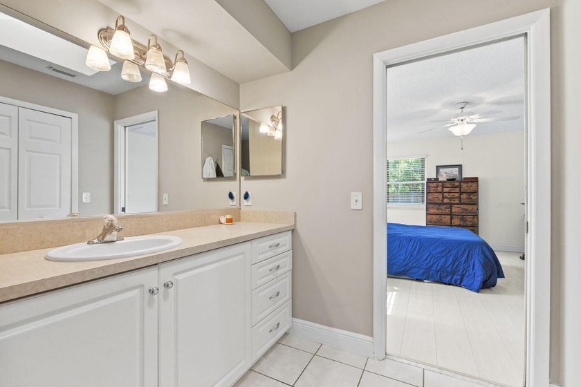 Beautifully maintained home in Port St. Lucie. Major updates - photo 19