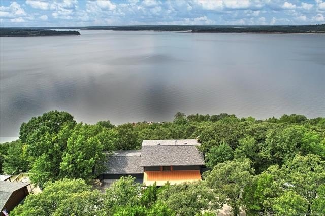Enjoy breathtaking views of Keystone Lake from all three levels - photo 40