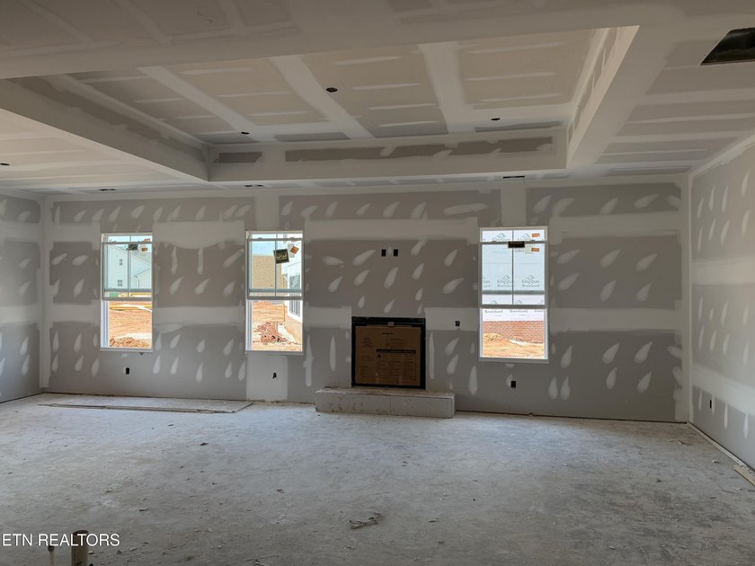 Welcome home to the Acacia! This thoughtfully designed 5-bed, 3 - photo 7