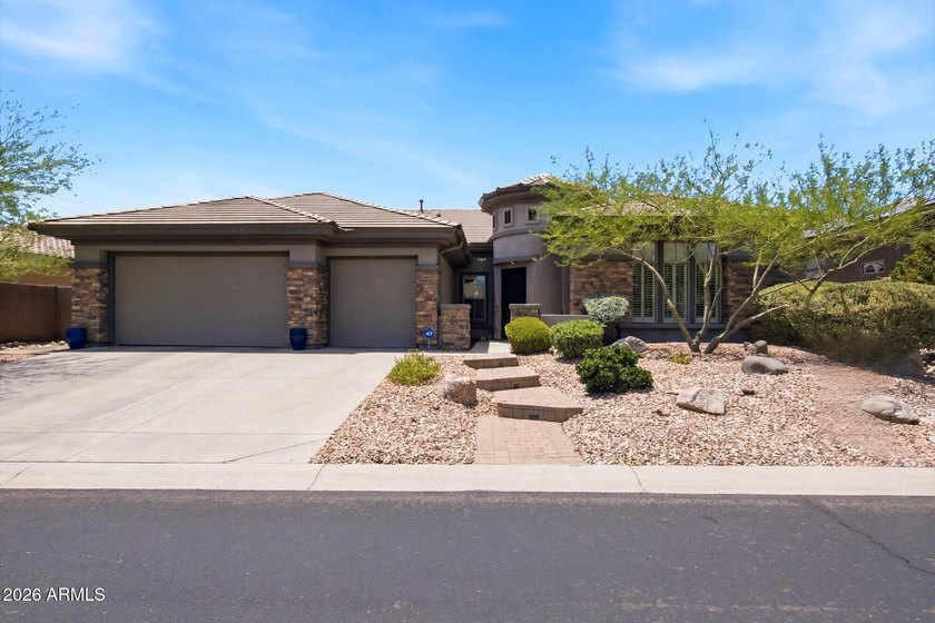 A Masterfully Updated Retreat in Guard-Gated Anthem Country - photo 3