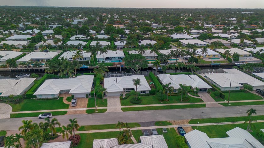Experience the ultimate East Boca waterfront lifestyle in - photo 46