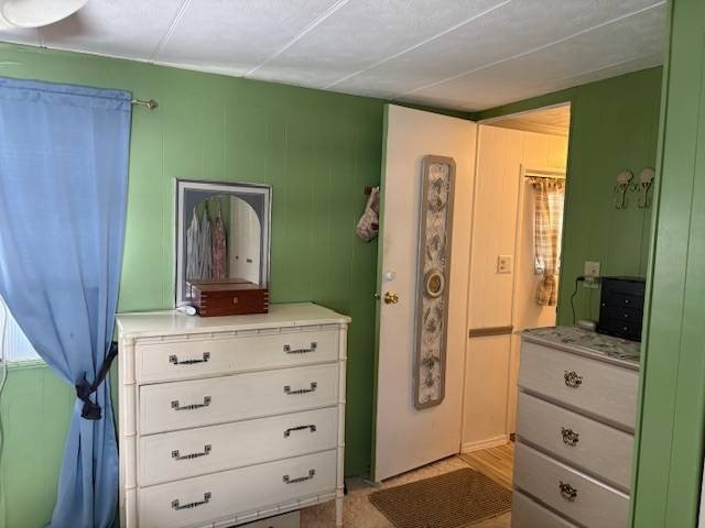 Welcome to easy, carefree Florida living in this charming and - photo 11
