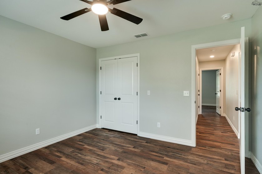 Incredible new construction home in desirable Holliday ISD! This - photo 20