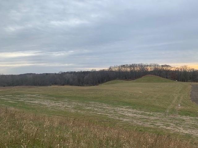 THIS IS THE LAST OF THE 3 LOTS REMAINING. Rare opportunity to - photo 2