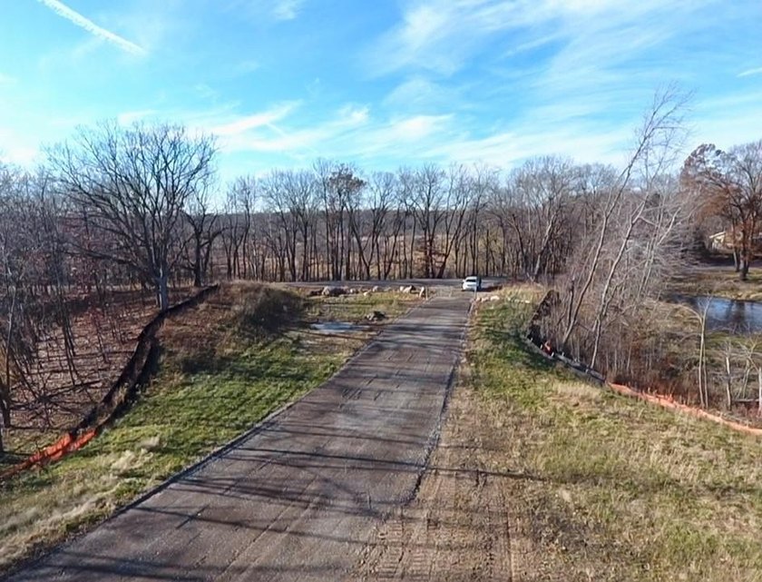 THIS IS THE LAST OF THE 3 LOTS REMAINING. Rare opportunity to - photo 4