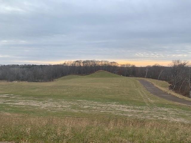 THIS IS THE LAST OF THE 3 LOTS REMAINING. Rare opportunity to - photo 8