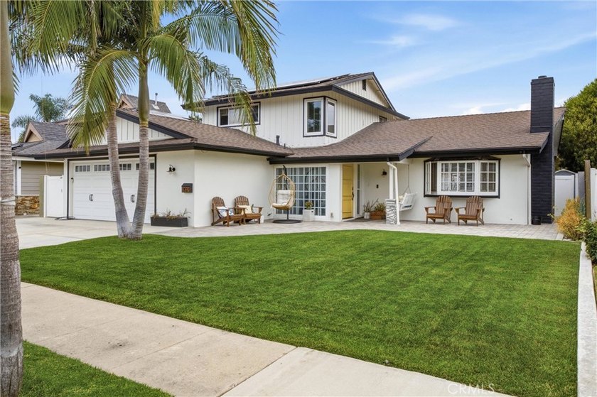 Welcome to 8021 Sunset Circle, a rare cul-de-sac opportunity in - photo 3