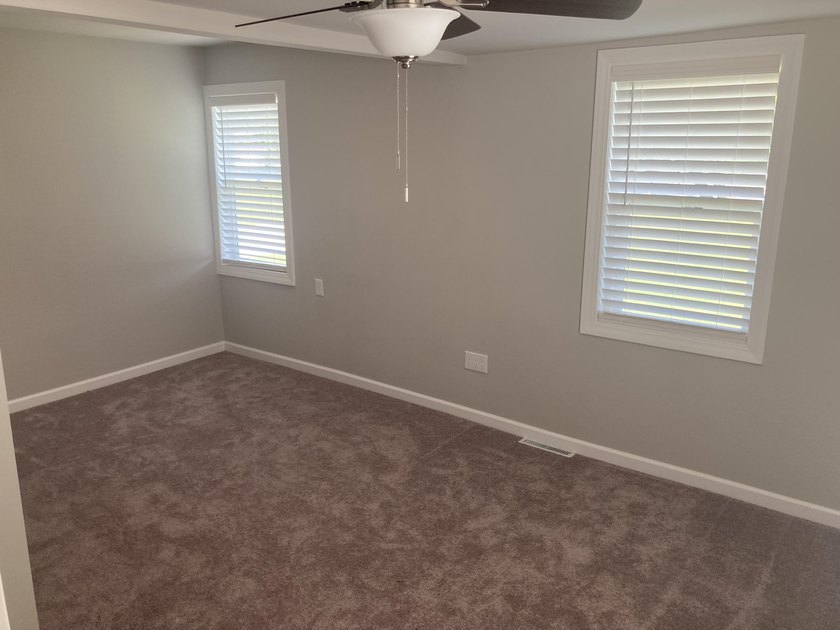 Great home for a first-time buyer or investor, conveniently - photo 9