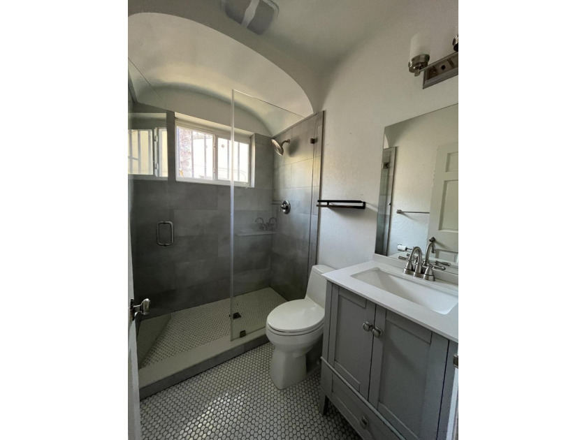 Welcome to this charming single-story residence in Brickell - photo 6