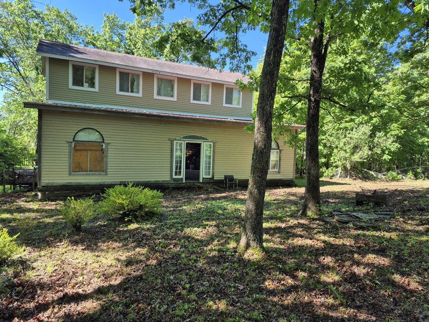 Nice wooded 8-acre tract in Benton County. This property is - photo 5