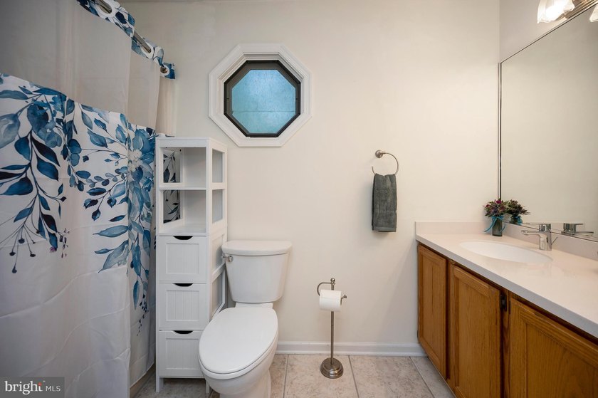 Welcome to 124 Republic Avenue in Lake of the Woods. Discover - photo 26