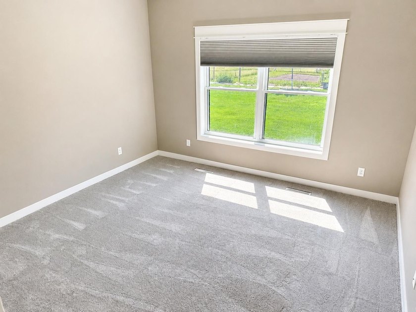 Welcome home to this beautifully designed, one-level living home - photo 11