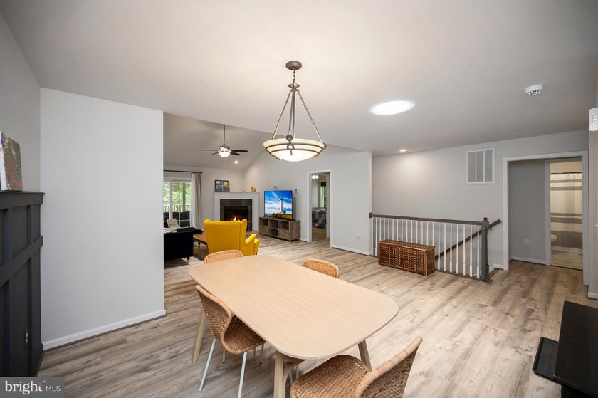 Welcome to 708 Eastover Parkway, where modern design, flexible - photo 11