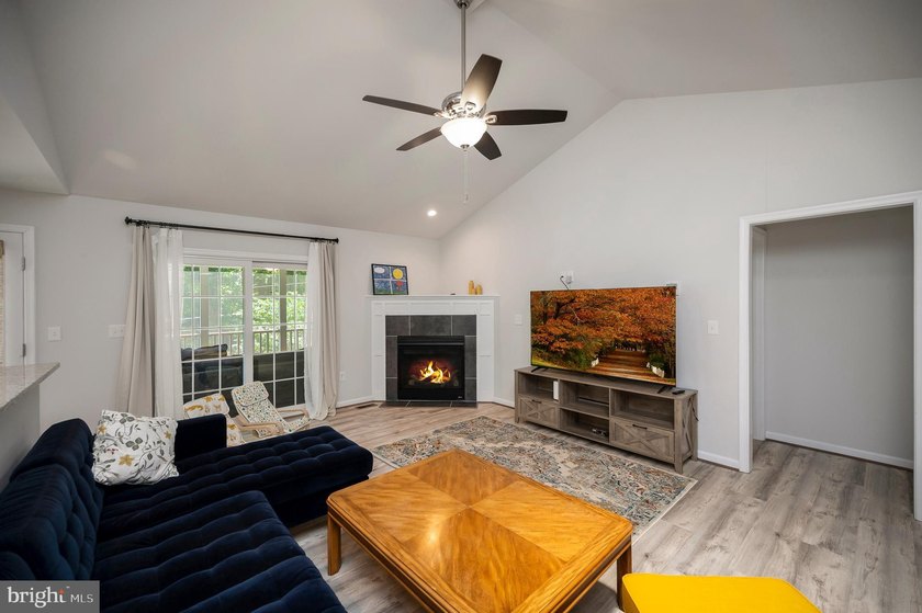 Welcome to 708 Eastover Parkway, where modern design, flexible - photo 12