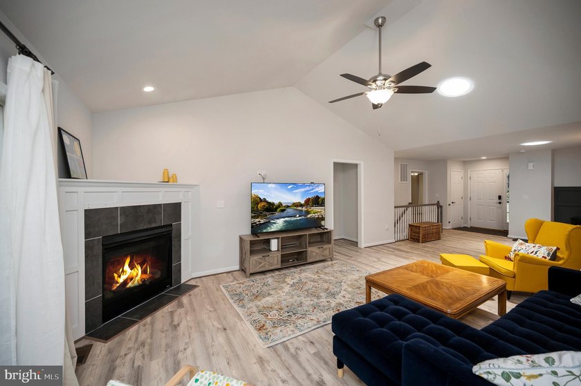 Welcome to 708 Eastover Parkway, where modern design, flexible - photo 13
