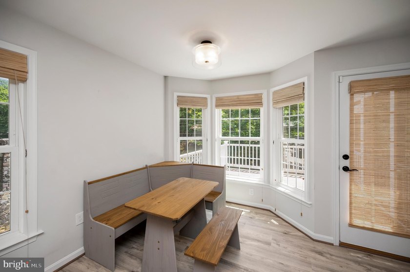 Welcome to 708 Eastover Parkway, where modern design, flexible - photo 20