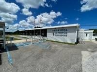 Enjoy this new open concept, 2 bedroom plus a den, 2 bathroom - photo 5