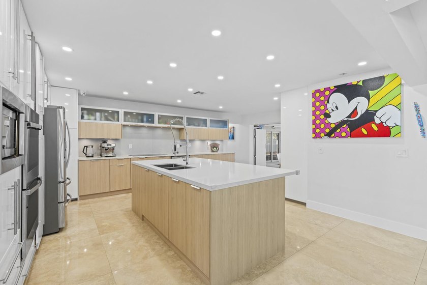 3870 N 31st Terrace - photo 9