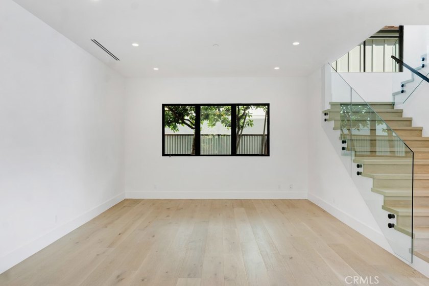 2120 Greencastle - photo 13