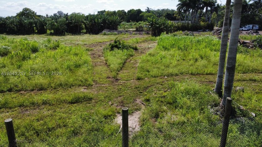Excellent opportunity to own 6 acres of vacant residential land - photo 2