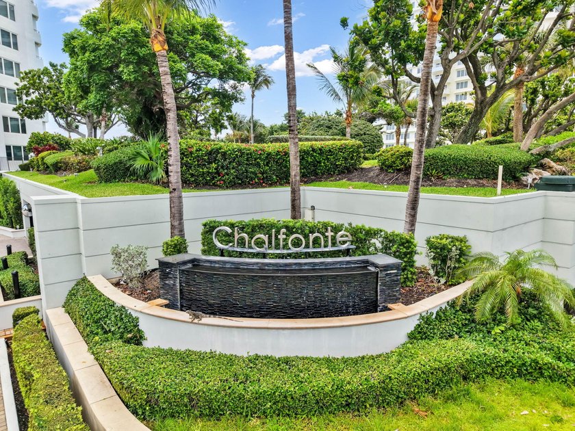Welcome to this stunning turnkey 2-bedroom, 2-bathroom condo - photo 2
