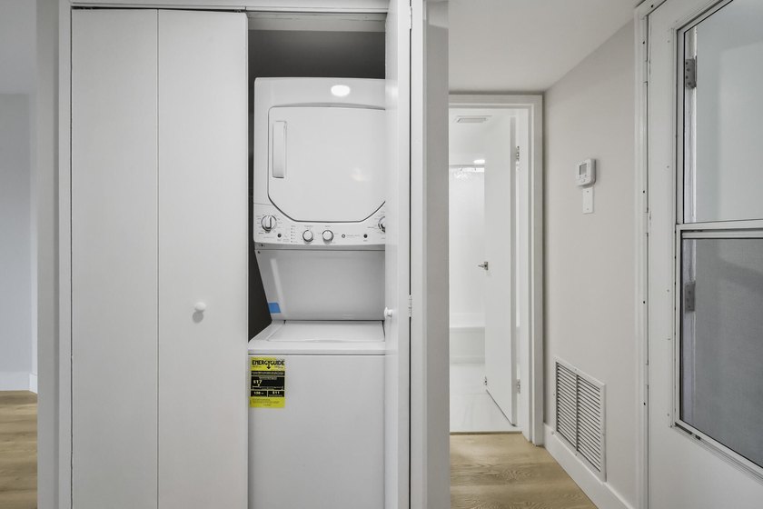 HURRY! THIS UPDATED, BRIGHT, CORNER CONDO IS PRICED BELOW MARKET - photo 10