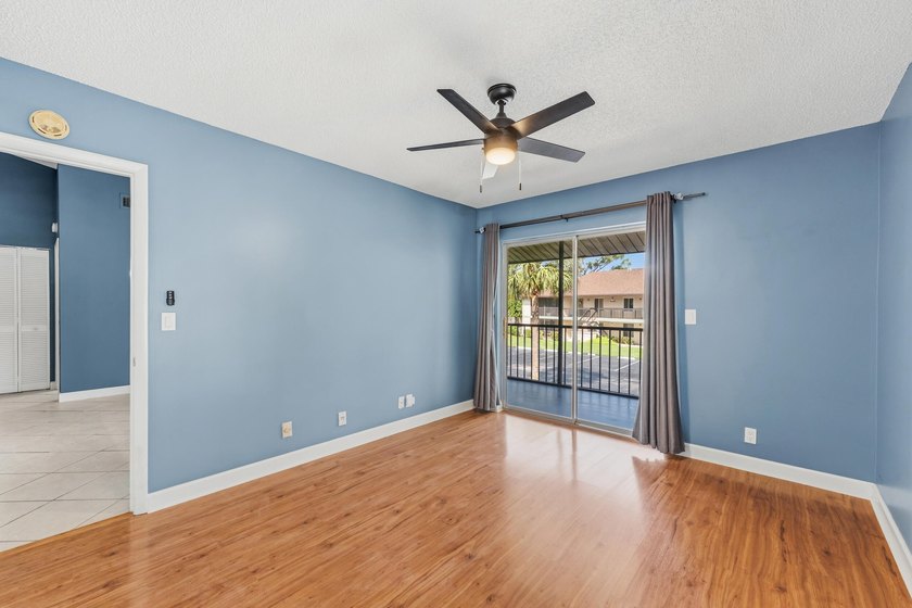 Beautifully updated 2BR/2BA condo located in the desirable - photo 9