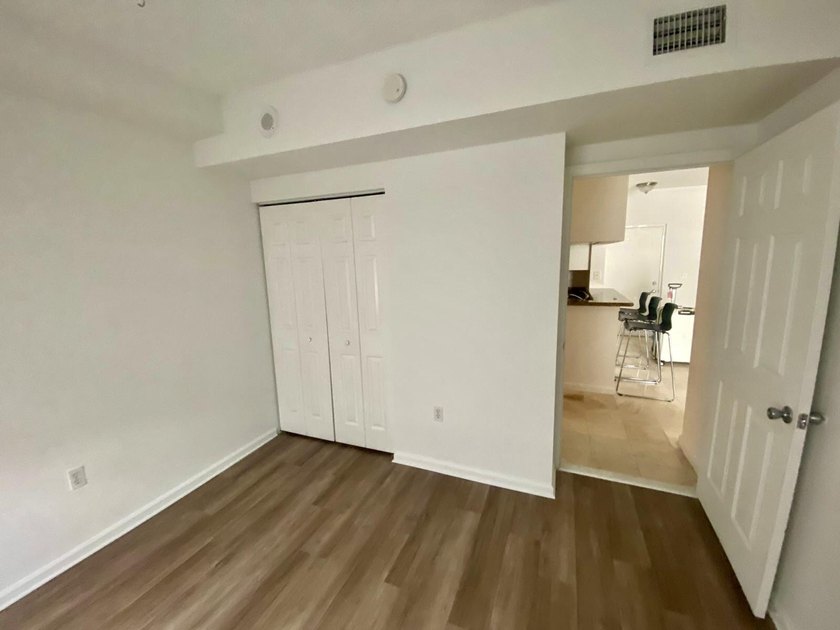 UNBEATABLE LOCATION IN THE HEART OF SUNNY ISLES, ENJOY THIS - photo 12