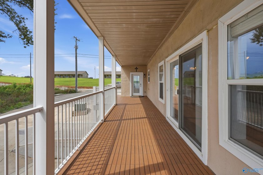 WATERFRONT CONDO WITH PRIVATE BOAT SLIP &amp; LIFT! Enjoy - photo 25